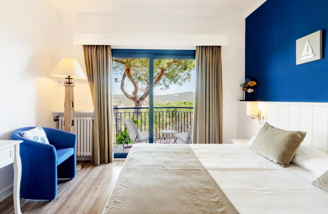 Hotel Garbi カレリャ・デ・パラフルジェリ エクステリア 写真